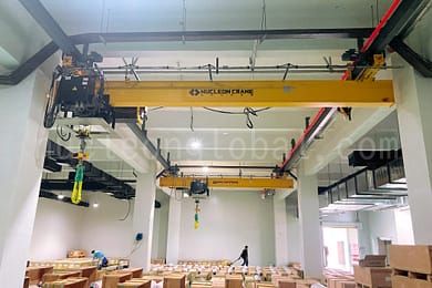Special crane for cleaning 5